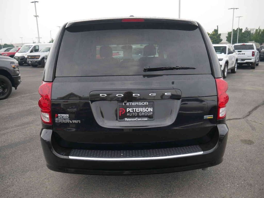 Used 2017 Black Dodge SE image 18