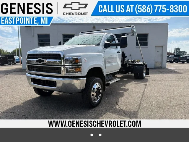 2026 Chevrolet Silverado 6500 HD Work Truck