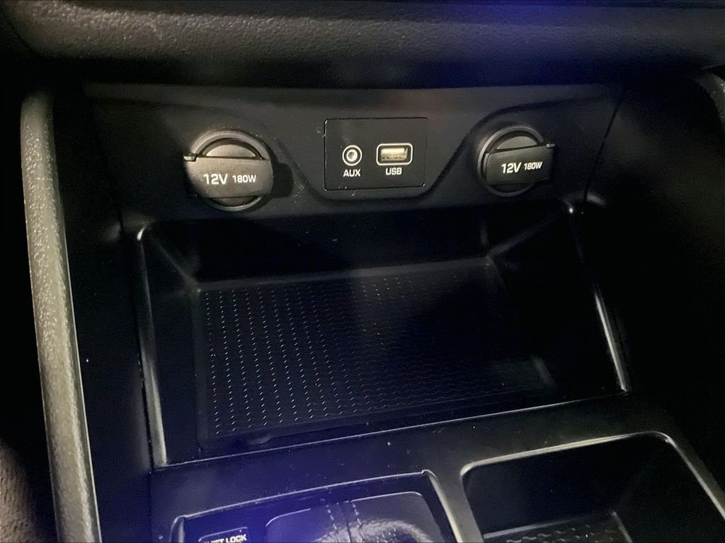 Used 2017 Silver Hyundai Limited image 27