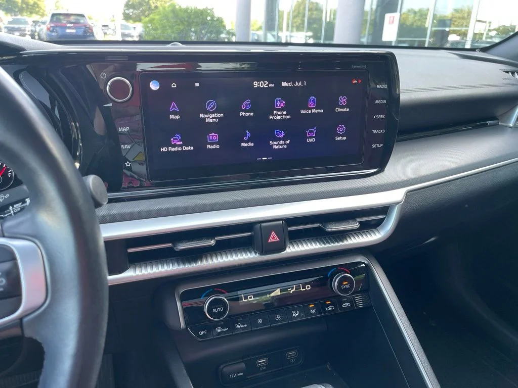 Certified Used 2021 Wolf Gray Kia GT-Line image 6