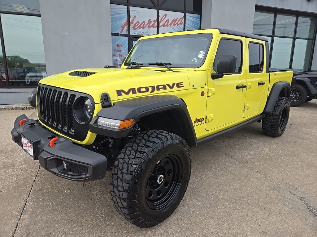 Used 2023 Jeep Gladiator Mojave with VIN 1C6JJTEG0PL569410 for sale in Kansas City