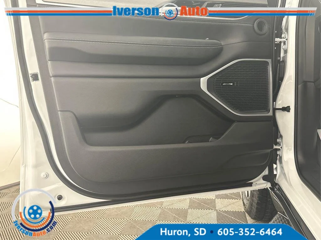 New 2026 Bright White Clearcoat Jeep Upland image 14