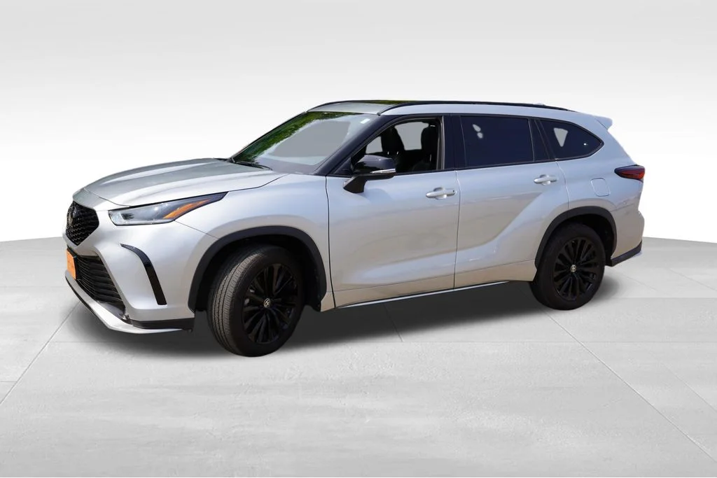 Used 2025 Celestial Silver Metallic Toyota XSE image 10