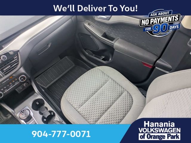 Used 2020 Blue Ford SE image 17