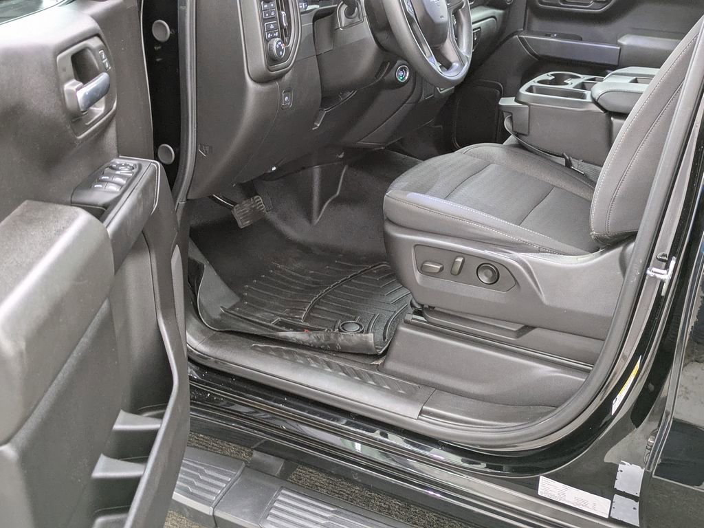 Used 2024 Black Chevrolet Custom image 28