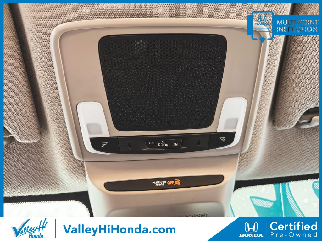 Certified Used 2025 Lunar Silver Metallic Honda AWD LX image 30
