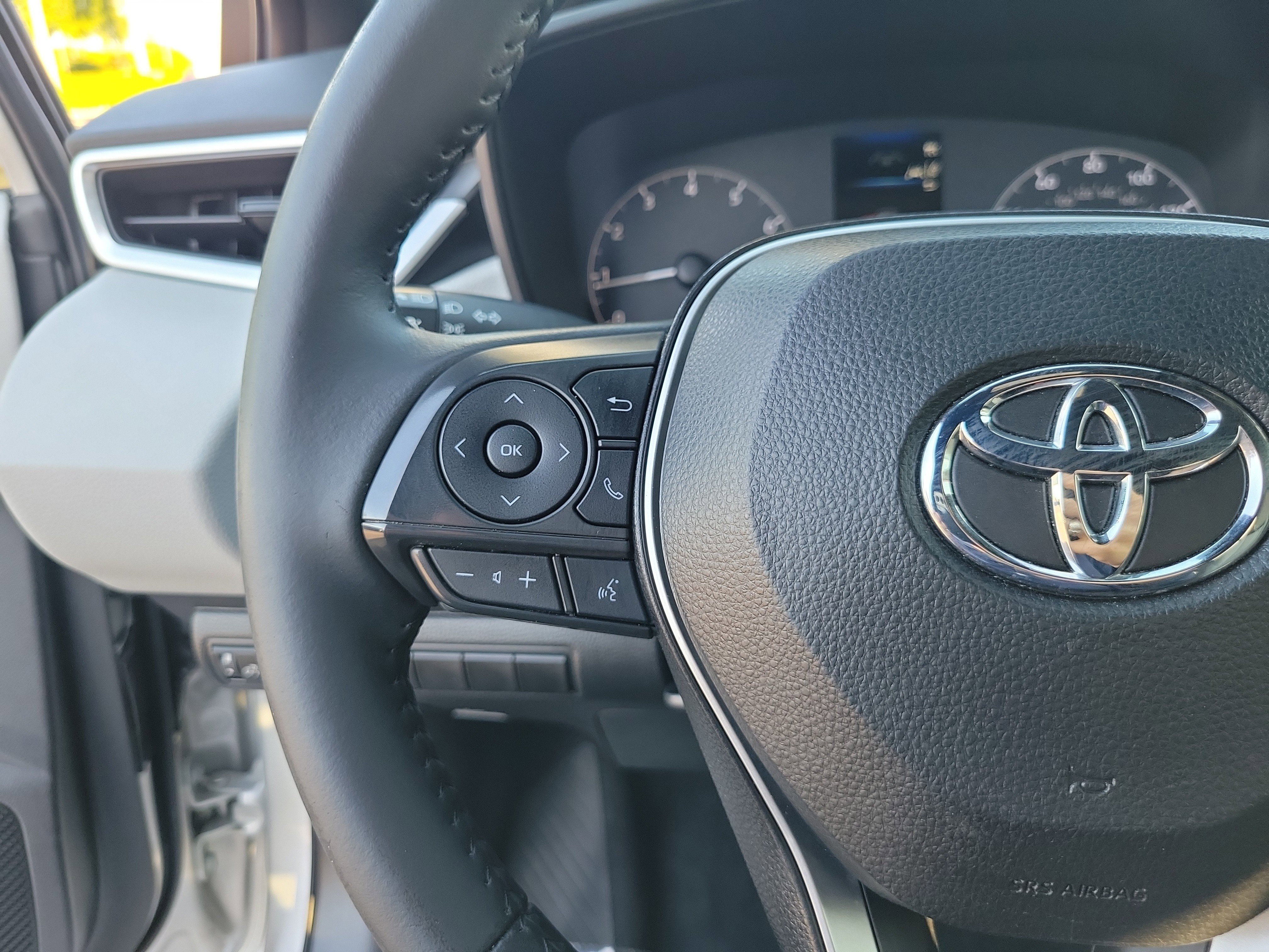 Used 2024 Classic Silver Metallic Toyota SE image 14