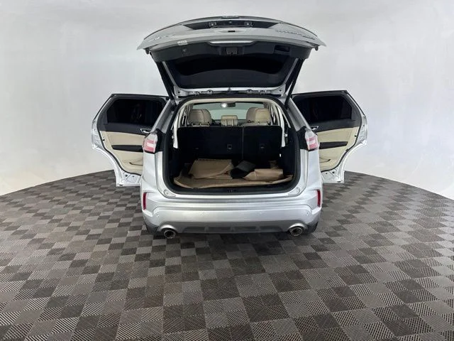 Used 2019 Silver Ford Titanium image 17