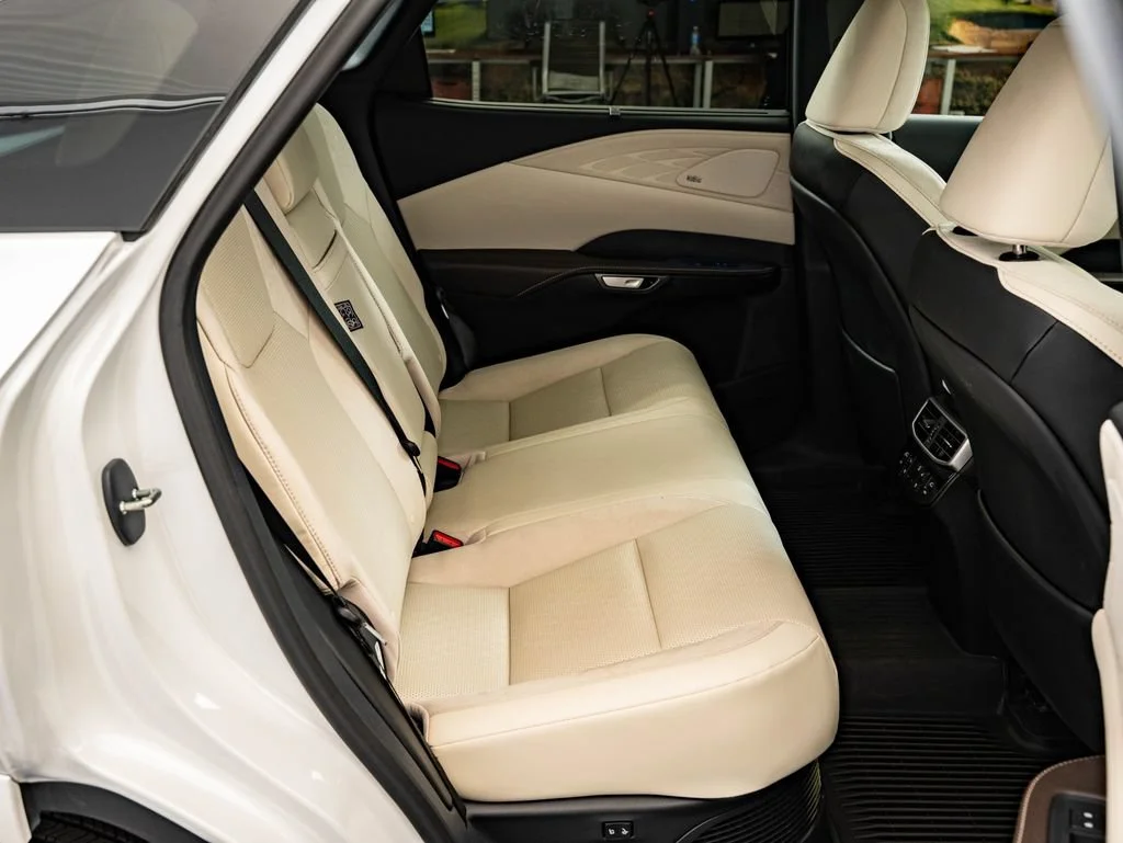 Certified Used 2026 Eminent White Pearl Lexus 350h Luxury image 44