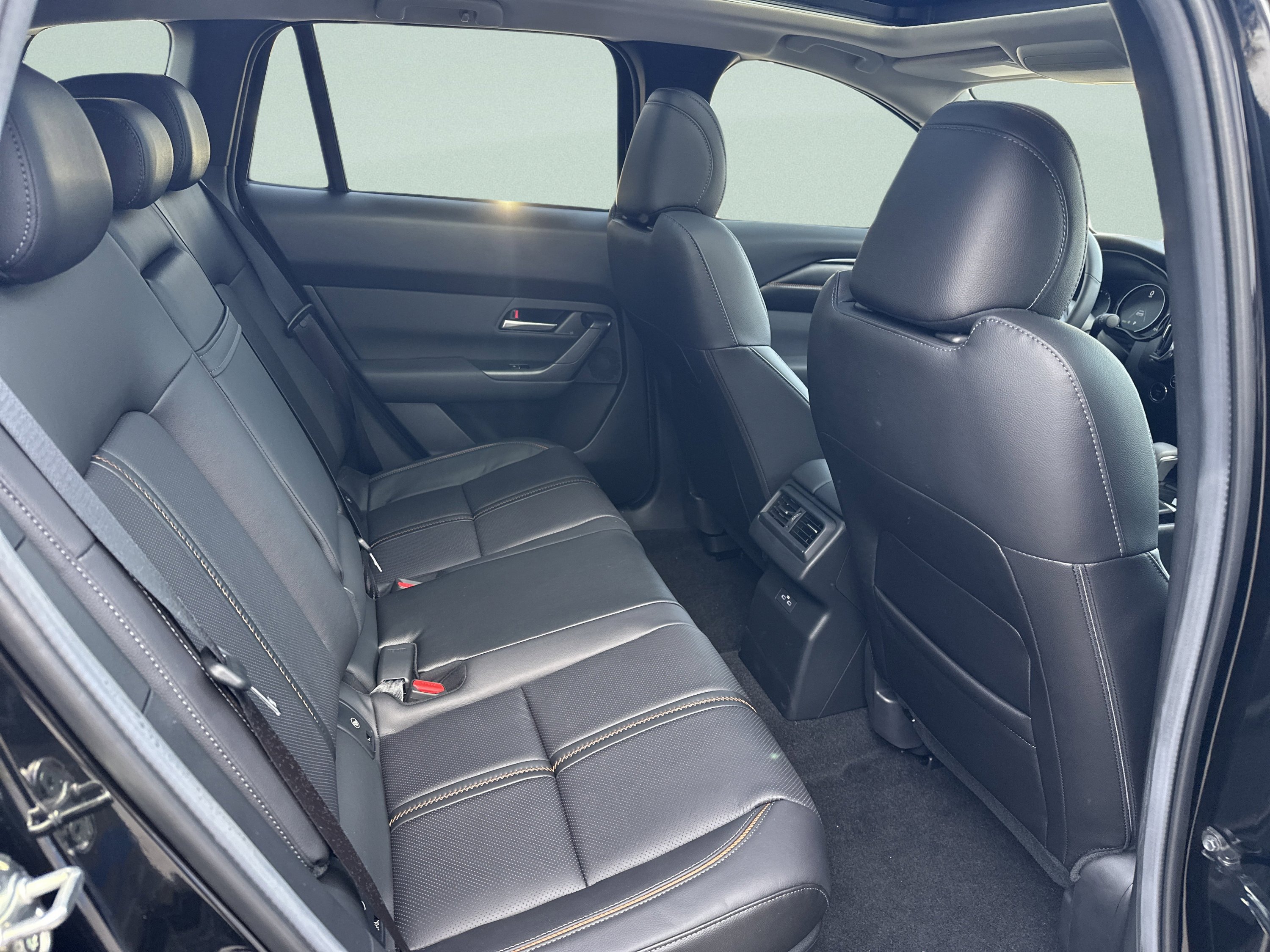 2025 Mazda CX-50 Premium Plus - Photo 12
