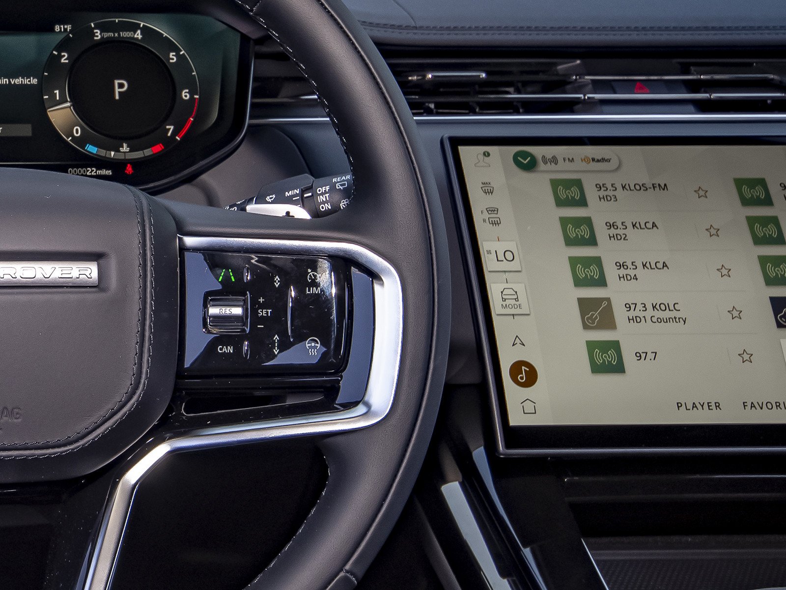 New 2026 Borasco Grey Land Rover SE image 24