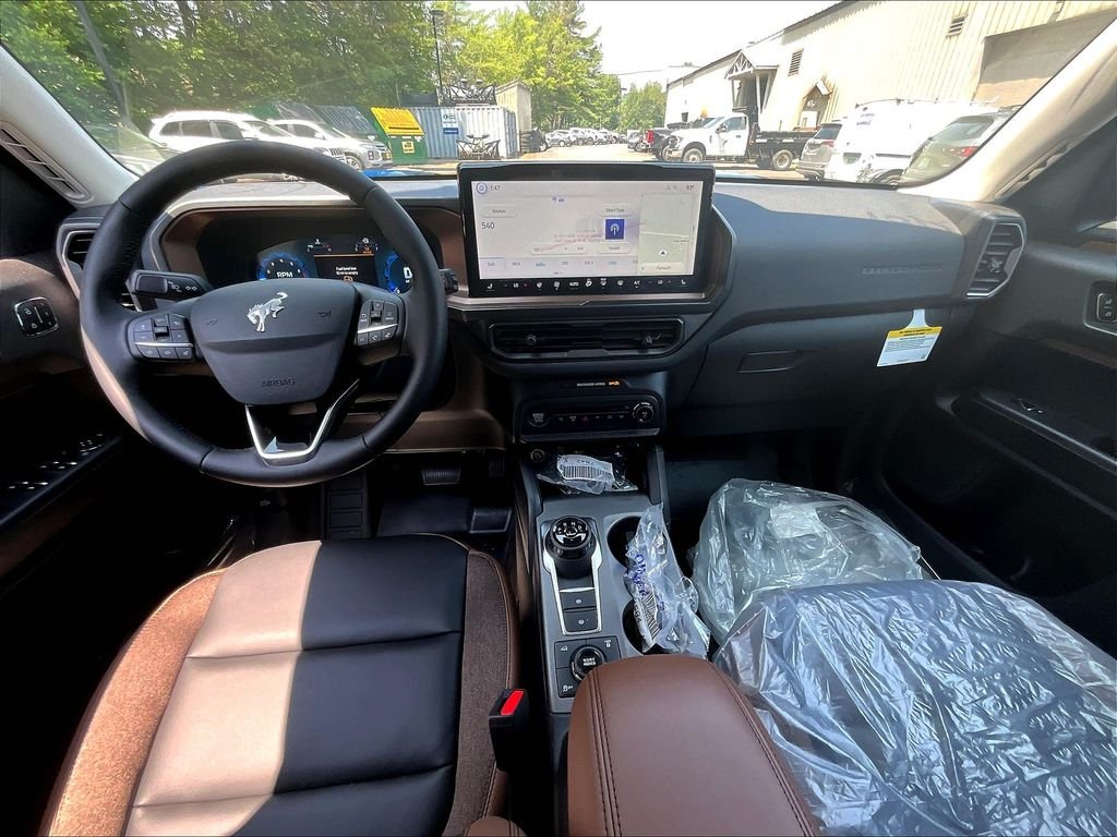 New 2025 Blue Metallic Ford Outer Banks image 6