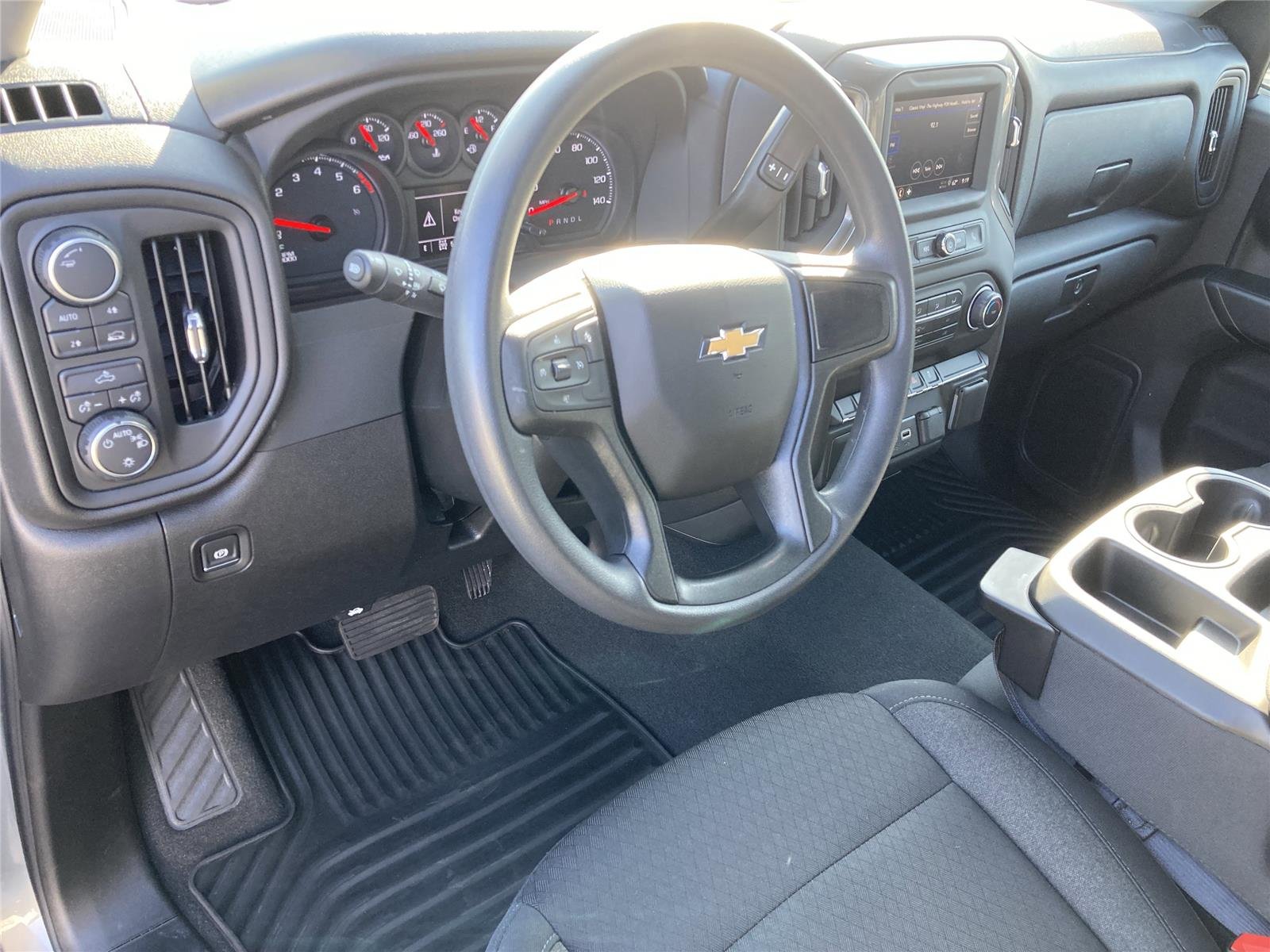 2025 Chevrolet Silverado 1500 Custom - Photo 29