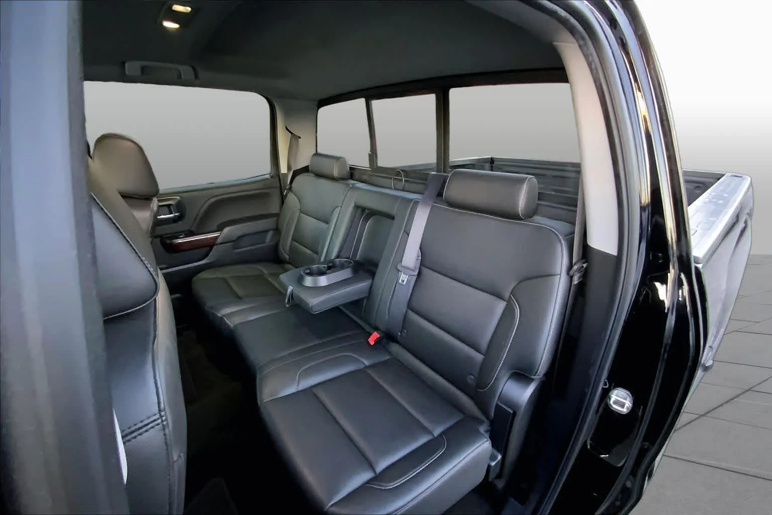 Used 2018 Onyx Black GMC SLT image 20