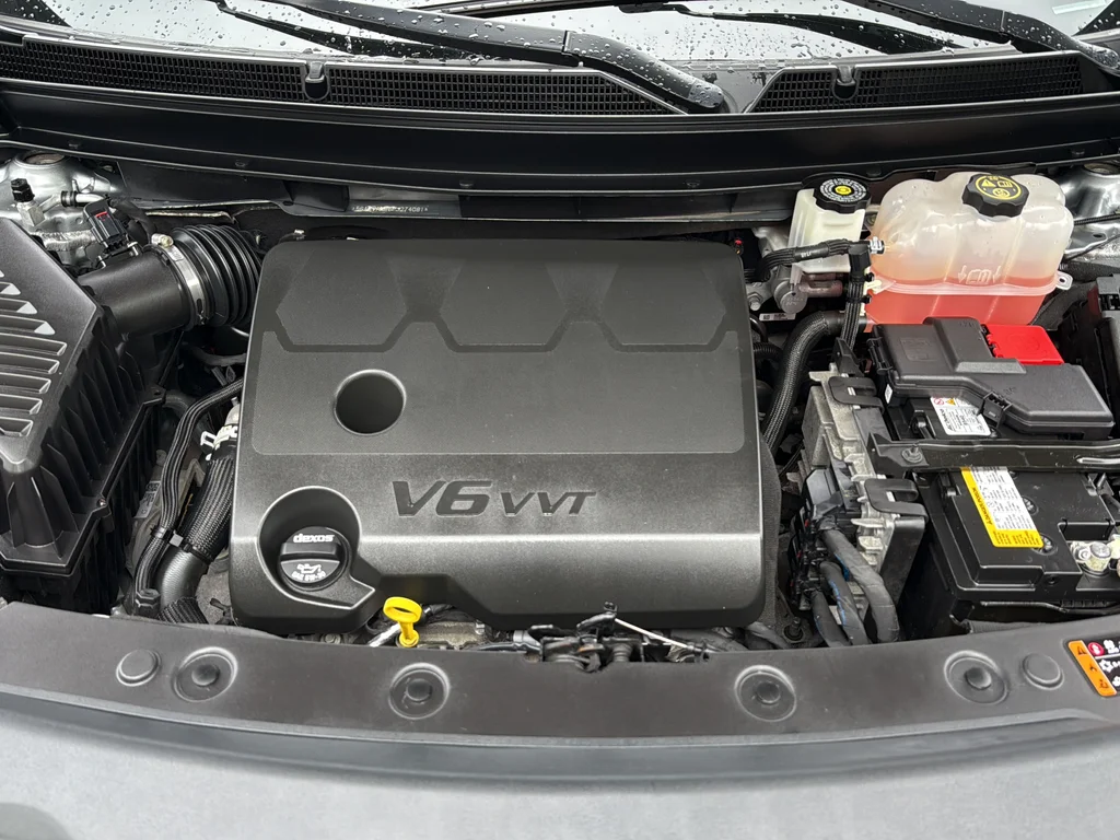 Used 2023 Gray Buick Essence image 29