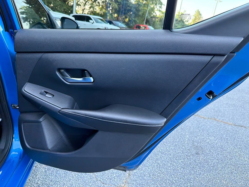 Used 2022 Blue Nissan SV image 16
