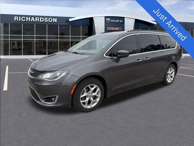 2018 Chrysler Pacifica Touring Plus