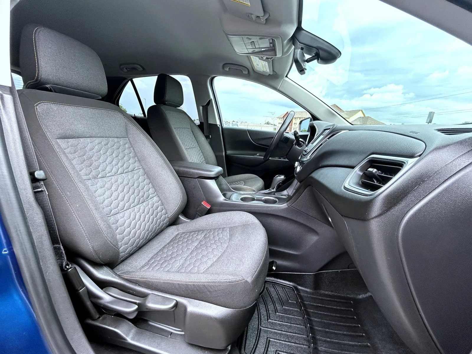 Certified Used 2020 PACIFIC BLUE METALLIC Chevrolet LT image 17