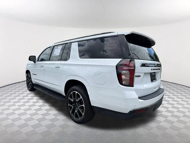 Used 2022 Summit White Chevrolet RST image 7