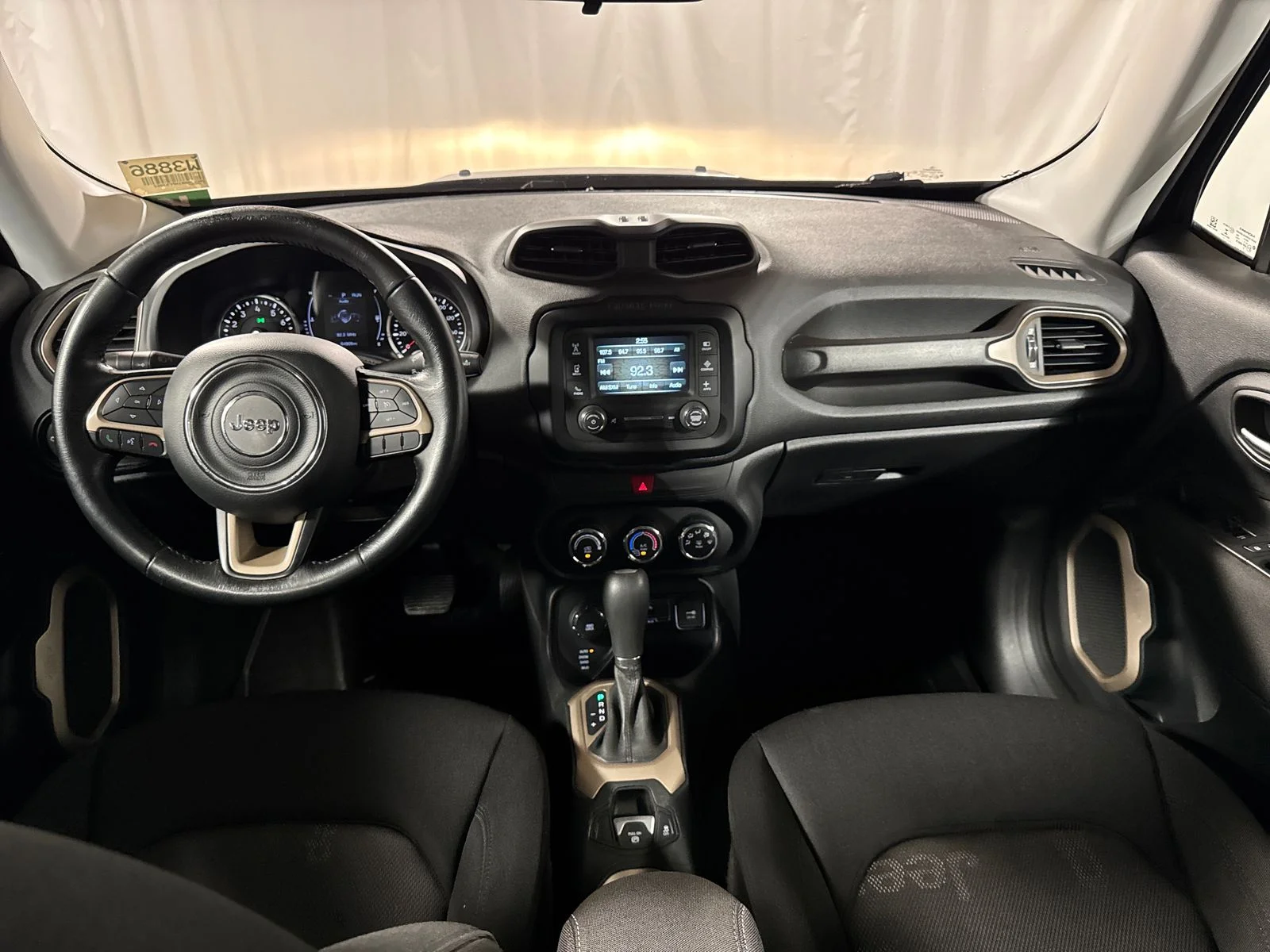Used 2017 Granite Crystal Metallic Clearcoat Jeep Latitude image 3