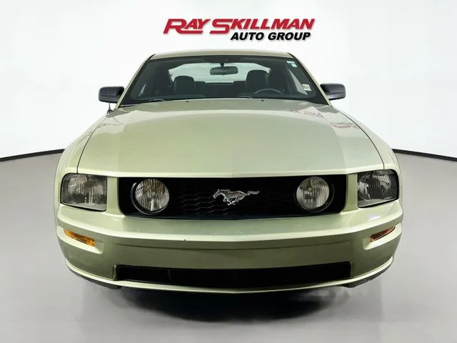 Used 2006 Green Ford GT Premium image 2