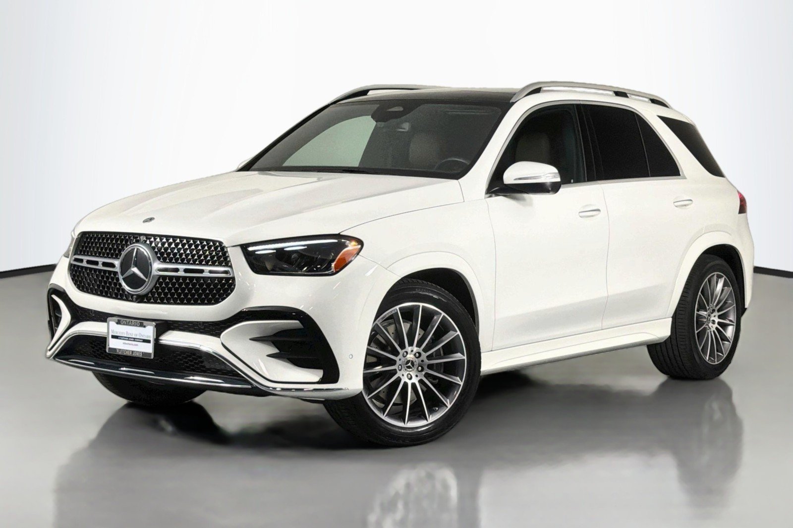 Certified Used 2024 Polar White Mercedes-Benz 450 image 1