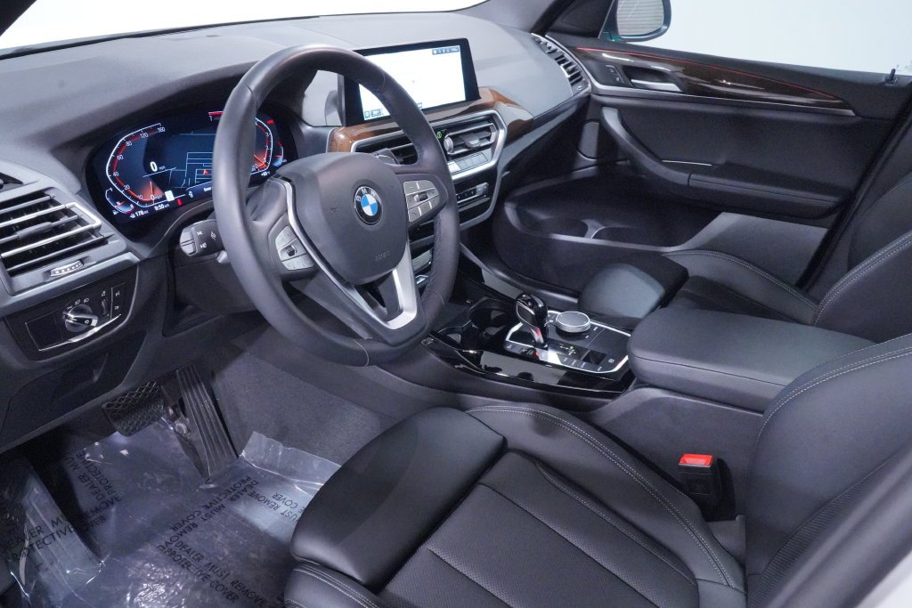 Certified Used 2024 Alpine White BMW sDrive30i image 6