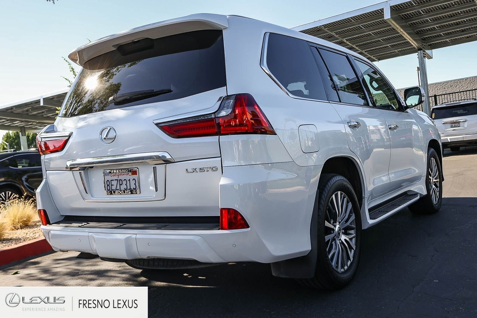 Used 2018 White Lexus 570 image 6