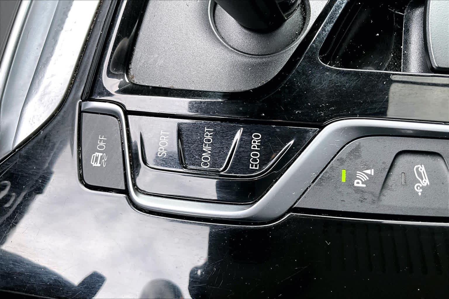Used 2019 Glacier Silver Metallic BMW xDrive30i image 34
