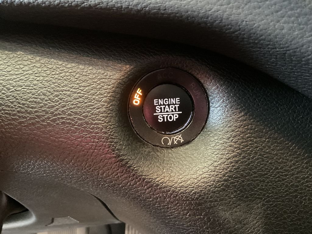 Used 2022 Black Jeep Trailhawk image 18