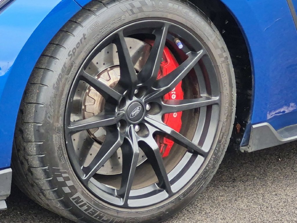 Used 2017 Blue Ford Shelby GT350 image 20
