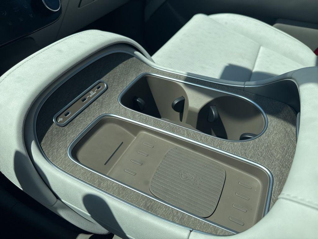 New 2026 Black Hyundai Limited image 19