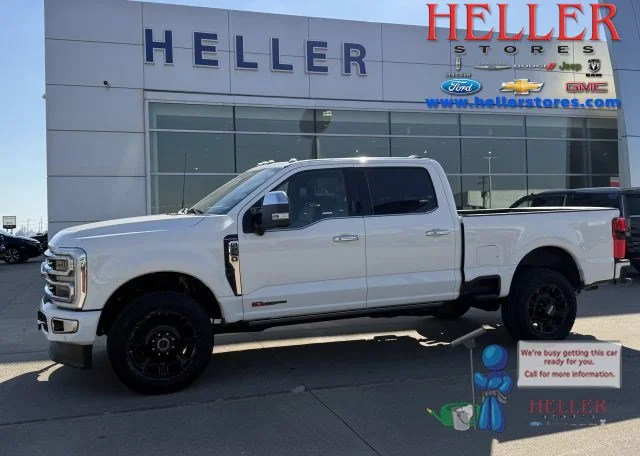 Used 2024 Star White Metallic Tri-Coat Ford Platinum image 1