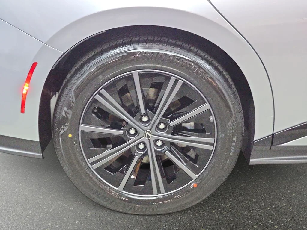 New 2026 Iridium Lexus PREMIUM AWD image 29