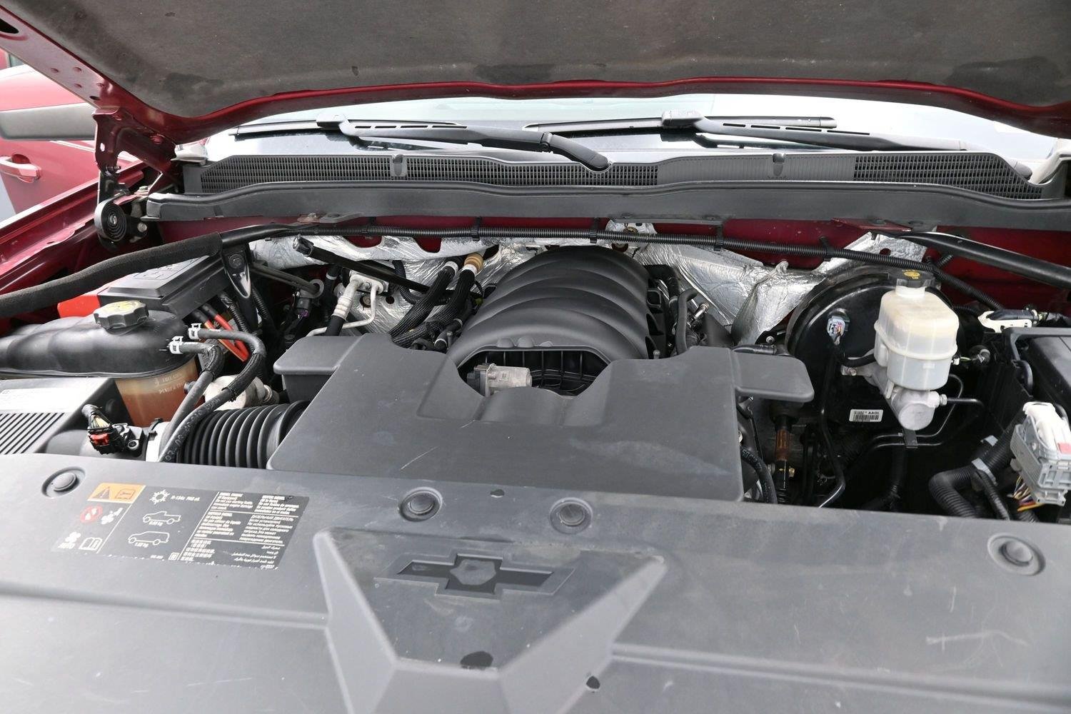Used 2015 DEEP RUBY METALLIC Chevrolet LT image 29