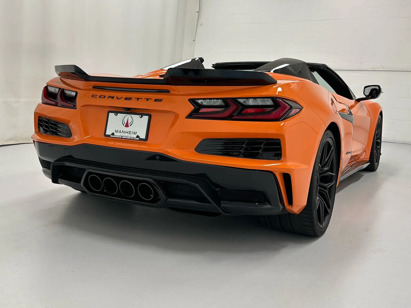Used 2023 Amplify Orange Tintcoat Chevrolet 2LZ image 6