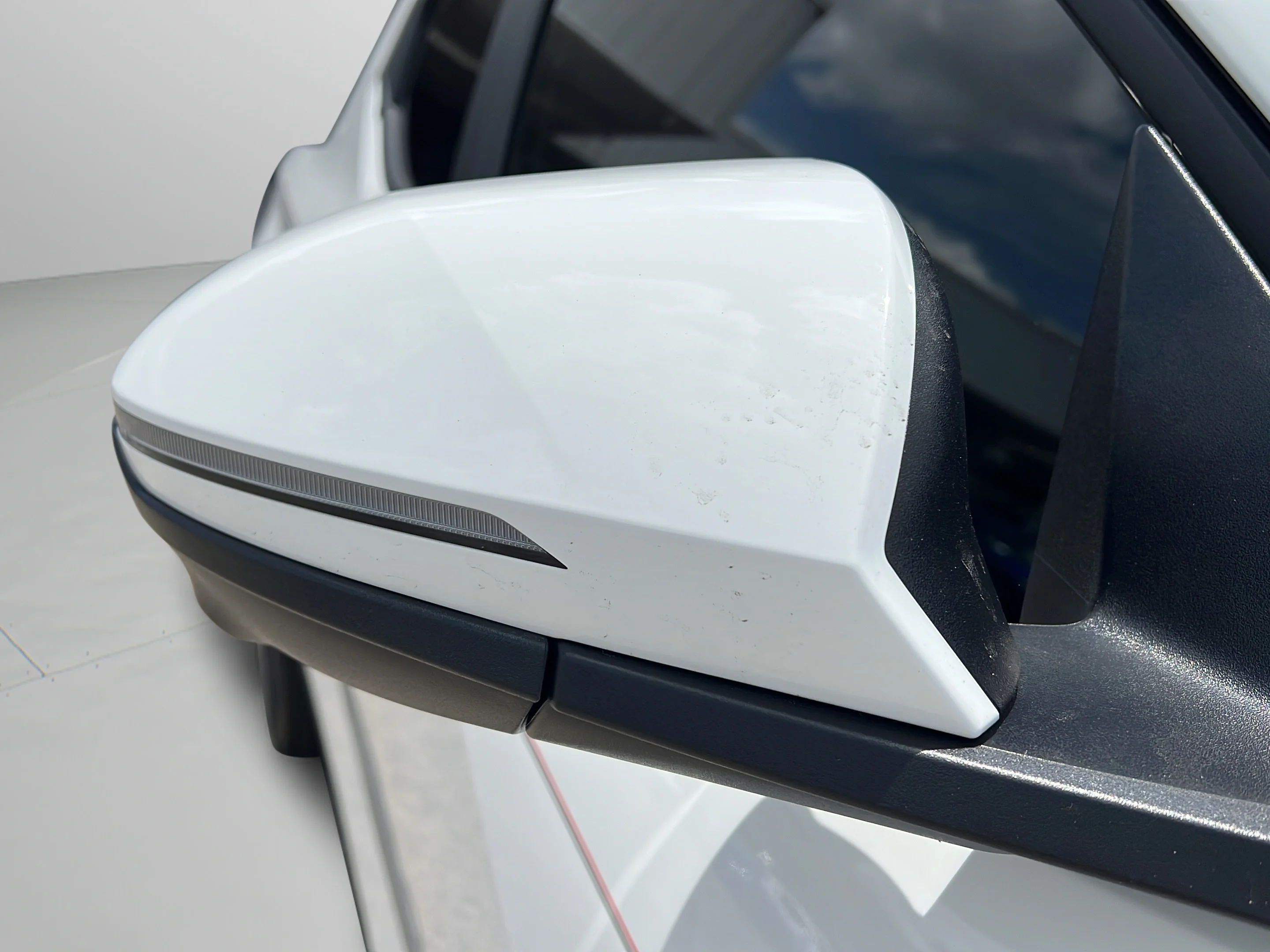 Used 2025 Atlas White Hyundai Limited image 29