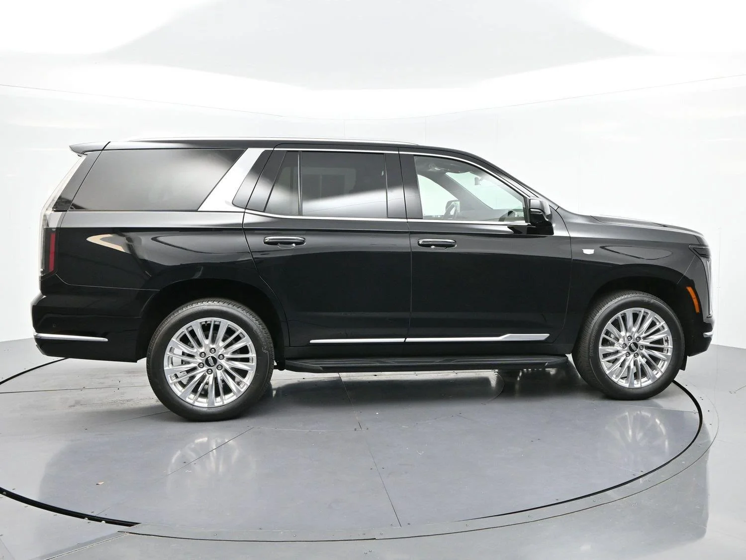 Certified Used 2025 Black Raven Cadillac Premium Luxury image 8