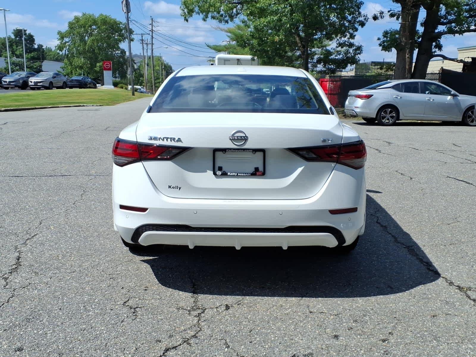 Certified Used 2024 Fresh Powder Nissan SV image 6