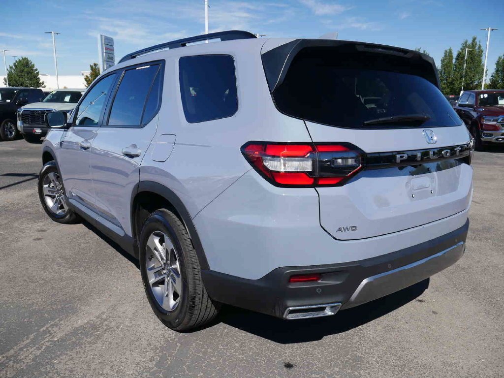 Used 2026  Honda EX-L image 17