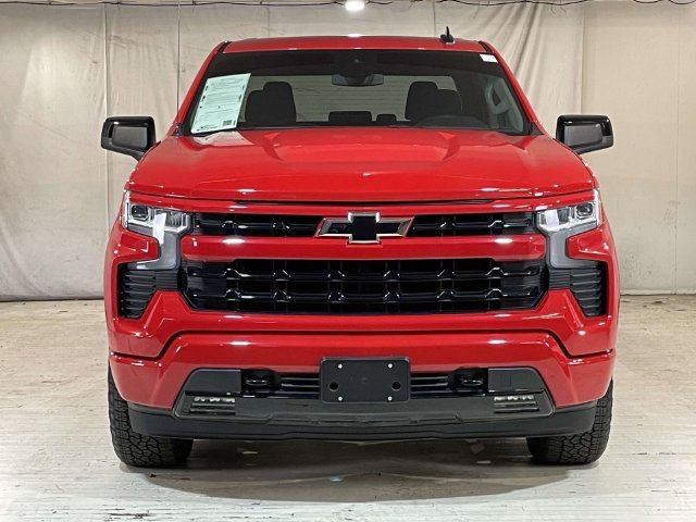Used 2023 Red Chevrolet RST image 9
