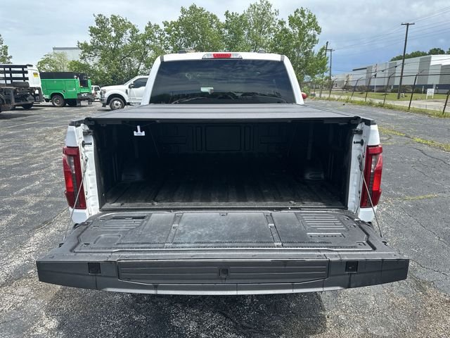Used 2024 White Ford XLT image 22