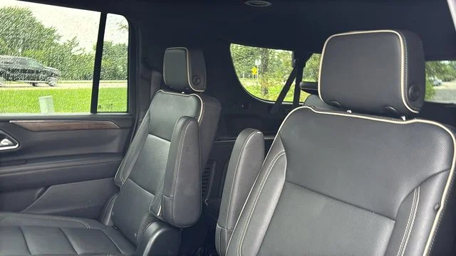 Used 2023 Gray Chevrolet Premier image 25