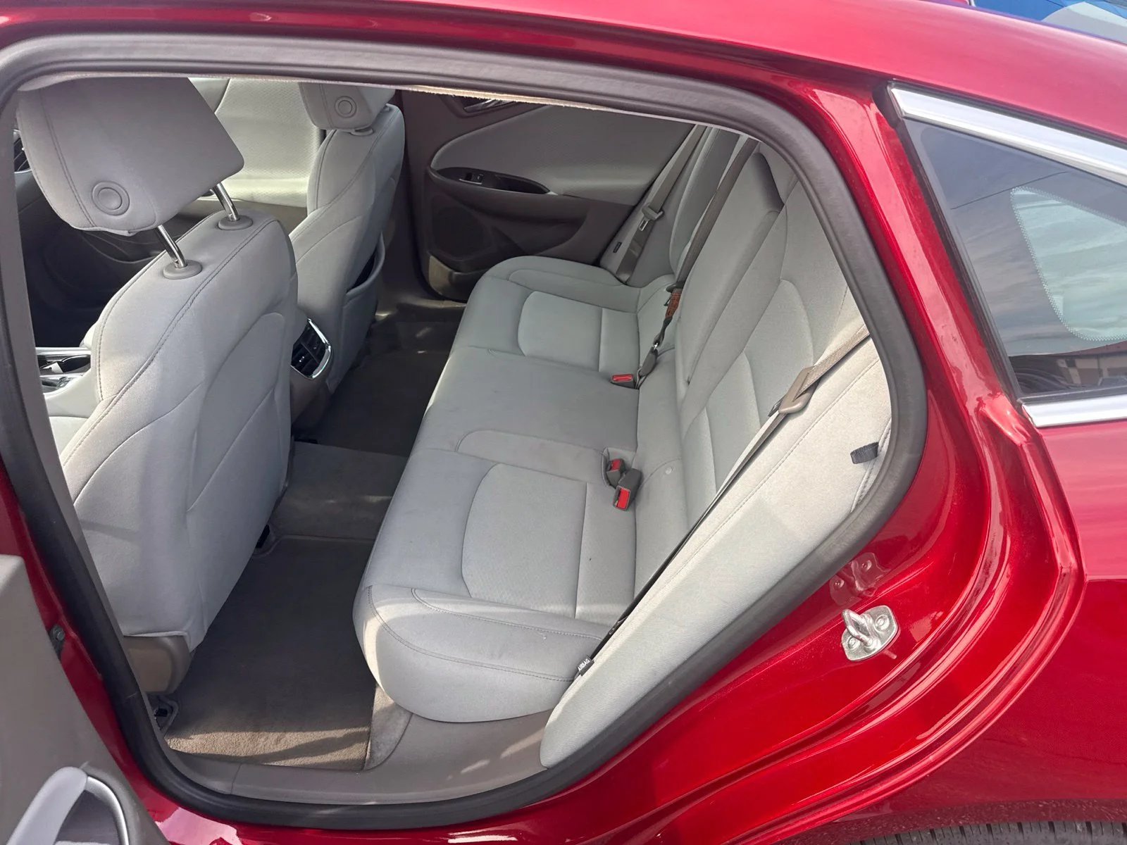 Used 2025 Radiant Red Tintcoat Chevrolet 1LT image 17
