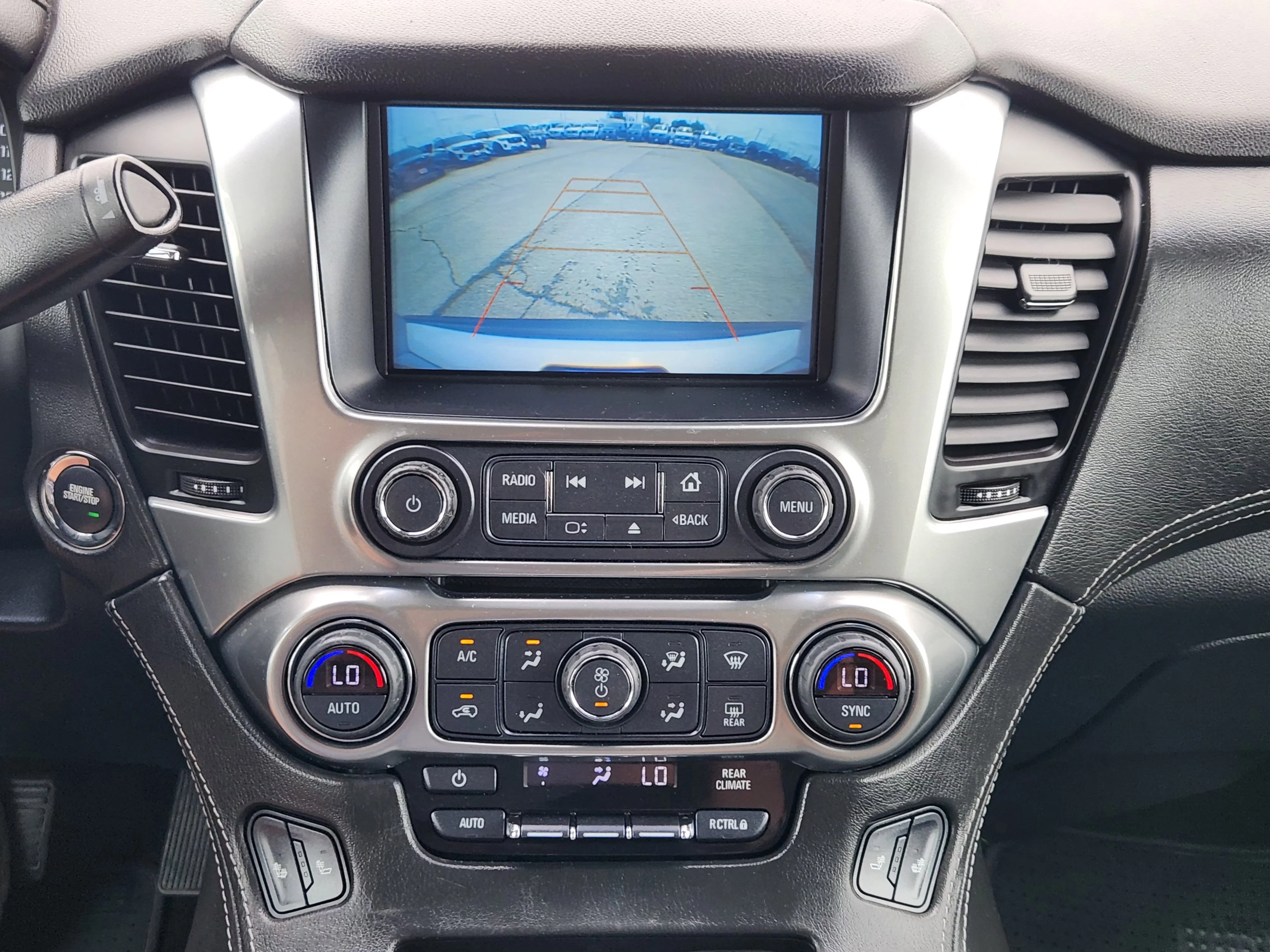 Used 2018 Silver Ice Metallic Chevrolet LT image 18