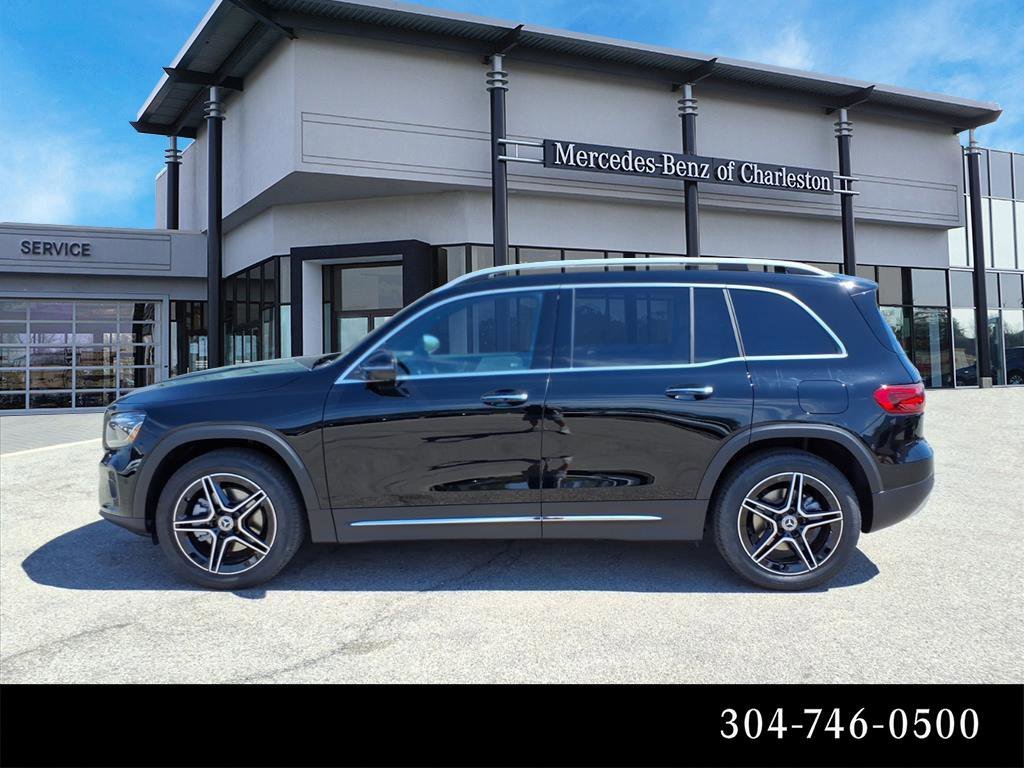New 2026 Night Black Mercedes-Benz GLB 250 image 6