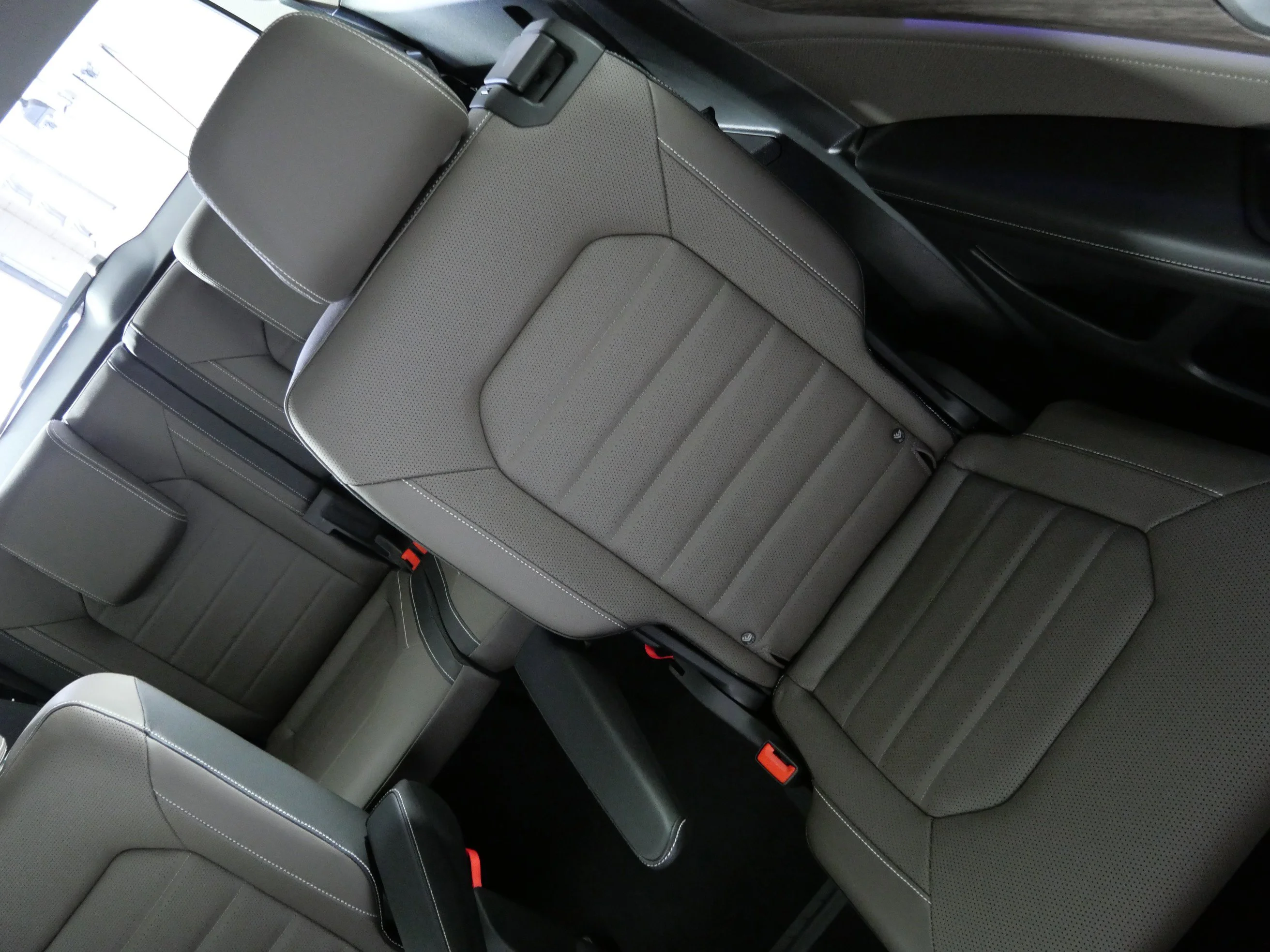 2026 Volkswagen Atlas SEL - Photo 14