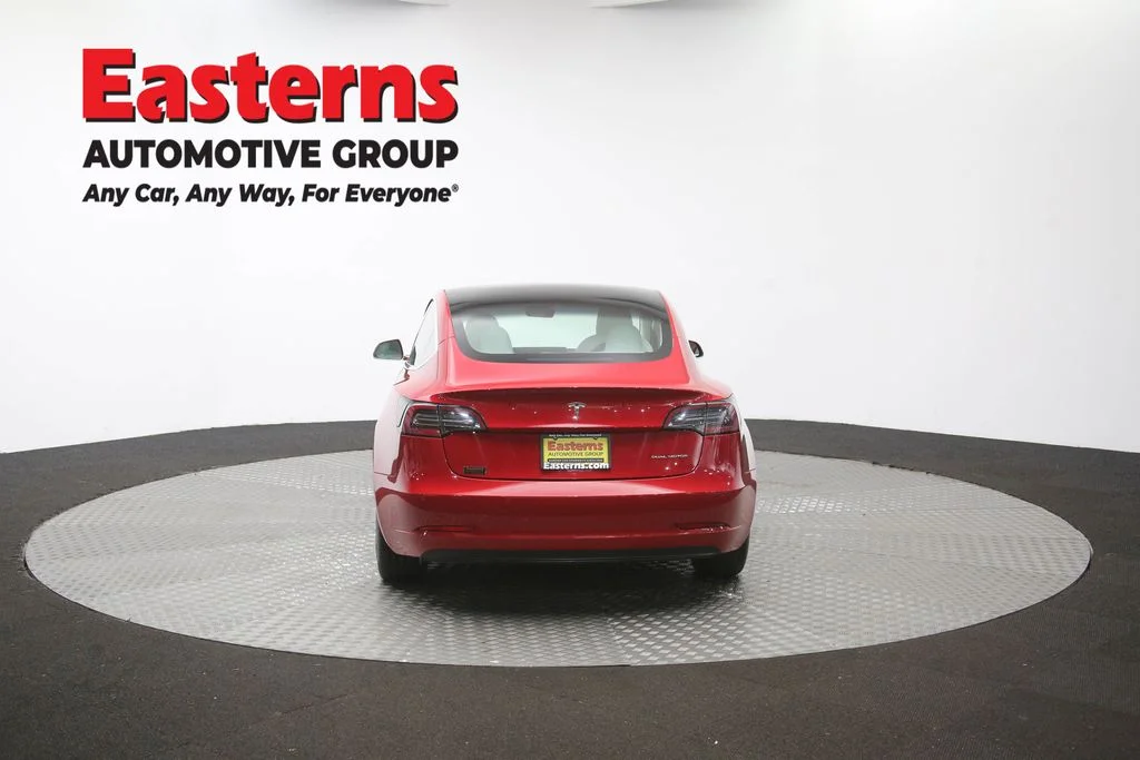 Used 2018 Red Tesla Long Range image 33