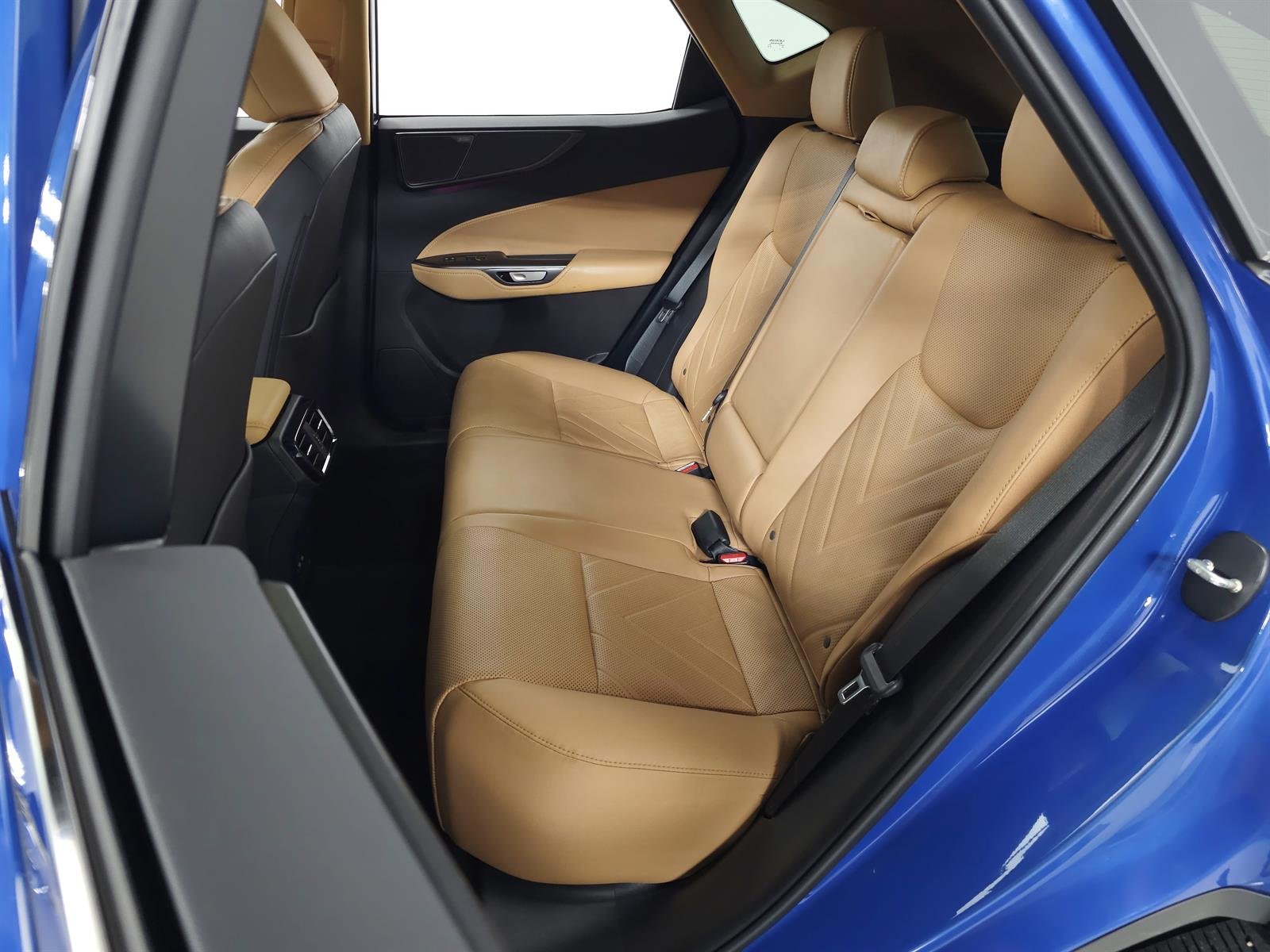 Certified Used 2025 Grecian Water 8y6 Lexus Luxury image 37