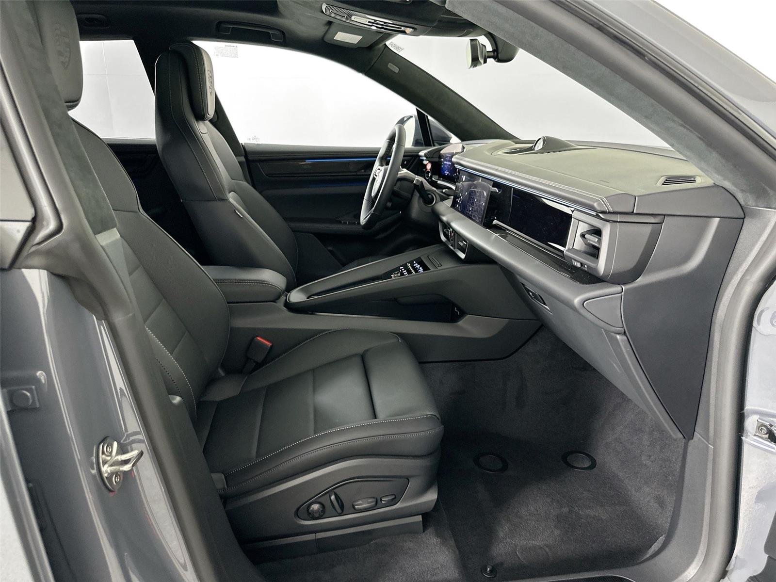 New 2025 Slate Grey Neo Porsche  image 29